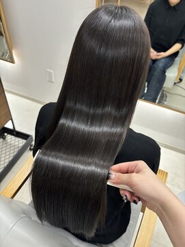 ミリ 奈良店(mm) グレージュ/近鉄奈良/髪質改善トリートメント/赤み消し/学生