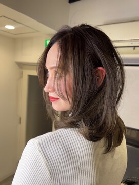 ジゼル(GiseL) ブラウンベージュ　レイヤー　ボブ