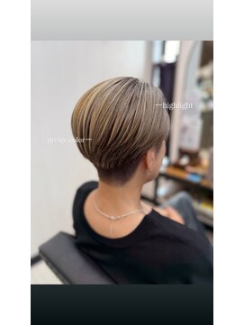 ヘア メルト(Hair Melt) ショートスタイル×メッシュカラー