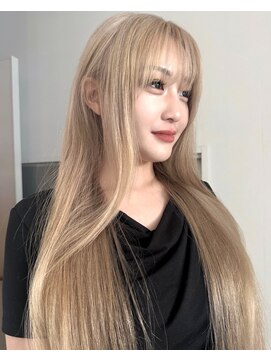 カシェル トウキョウ(Cashel Tokyo) ミルクティー　ブリーチカラー　レイヤーカット