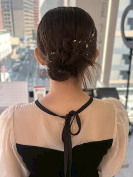 ロイオブジゼル(roi of GiseL) ヘアセット カチモリ タイトセット ハーフアップ 編みおろし