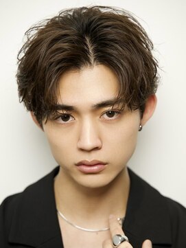 ルーシー 渋谷(LUCEY) センターパートフェザーパーマシャドウパーマメンズパーマ