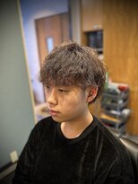 レオヘアワークス(LEO HAIR WORKS)&nbsp;ツイストスパイラル　メンズカット　新潟市パーマ　床屋