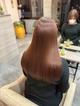 シシ 新宿(She 2.) ウォームブラウン/髪質改善/韓国風/さらツヤ/トリートメント