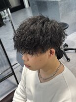 カルロイースタイル(CARLO e-style)&nbsp;ツイストスパイラル／刈り上げ