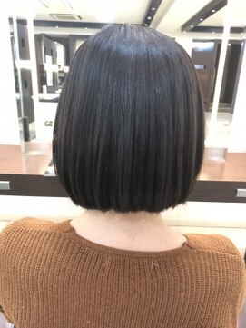 ケンジ 湘南台(KENJE) 髪に優しい艶ストレート