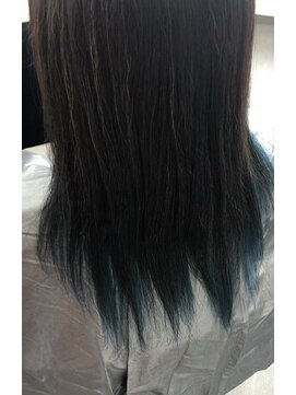 マドゥーズ ヘアショップ(Madoo's hair shop) グレイカラー+インナーカラー