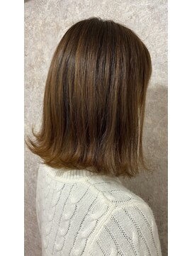 シュガービー(SUGAR-B) 【SUGAR-B】外はねボブ×インナーカラー