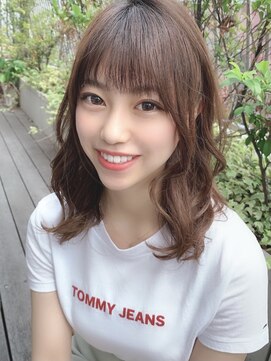 シルクレイ 吉祥寺店(Silk-lei) 大人かわいいフェザーバングのモテカーキグレージュ外ハネ吉祥寺