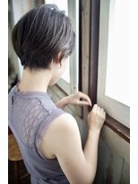 美シルエット×くびれ/前下り/暗めマロンベージュ/ショートボブ