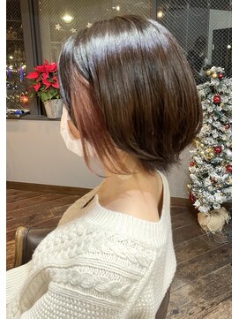 ヘアアンドメイク エジェリ(hair&make egerie) ピンクベージュインナーカラー・ボブ