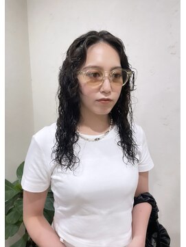 サク(Sac.) おしゃれ ロングパーマスタイル 恵比寿sac. みつよ