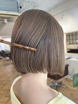 インビテーション(invitation)&nbsp;ミルクティーベージュ