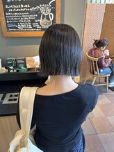 アロ バイ エアリー(alo by airily) ぱつっとミニボブ