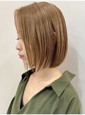 すっきりストレートボブナチュラルベージュ