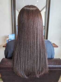 【春日原/大野城/駐車場完備】髪質に合わせたオーガニックトリートメントでずっと触りたくなる艶と手触りへ