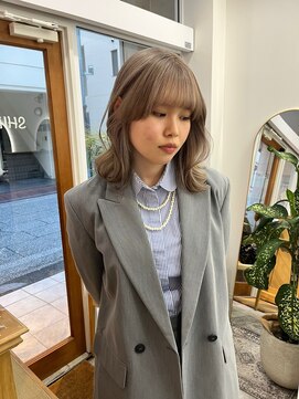 シラフ(SHIRAF) ミルクティーグレージュ