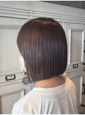 くすみアッシュ◎外ハネも可愛い切りっぱなしボブ/髪質改善