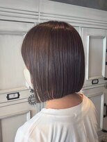 エスケープ トゥ ボナ(ESCAPE to bona.)&nbsp;くすみアッシュ◎外ハネも可愛い切りっぱなしボブ/髪質改善