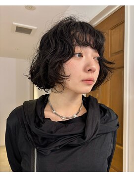 ナループロアツム(Nalu pu loa Tsum) ボブパーマ/カーリーパーマ