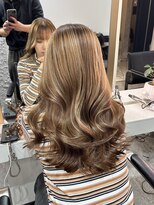 ブレンド 渋谷(BLend)&nbsp;ハイライトカラーくびれヘアアプリコットオレンジ