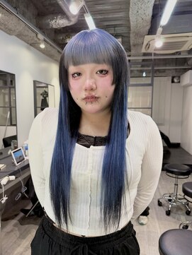 グロウ 渋谷西口(grow) ペールブルーシルバールーツカラープルエクステフェイクブラック