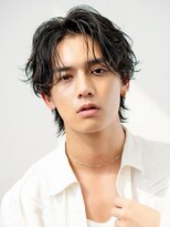 オーシャントーキョーオーバー 渋谷(OCEAN TOKYO OVER)&nbsp;黒髪ツーブロックナチュラルセンターパートフェザーパーマ眉毛