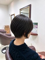 ラヴィータ(La vita)&nbsp;大人女性の丸みシルエットショート