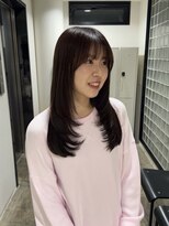 エイチ(811)&nbsp;ヘアカラーグレージュカチモリヘアレイヤーボブ50代ボーイッシュ