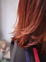 クージー ヘア アイラッシュ(cooosy hair eyelash)&nbsp;タイガーリリーなオレンジを斜め横から