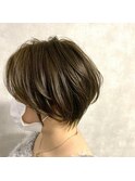 ショートボブ