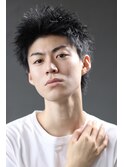 黒髪スパイキー