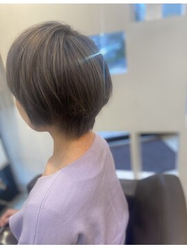 ムジー(Musee) ショート×シルバーグレー