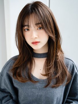 エインアンリー 表参道(AIN.ANLY.) フェイスレイヤーぱっつん前髪エアリーカールエアリーパーマ小顔