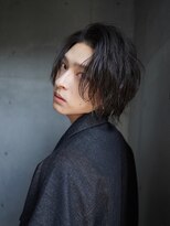 シャドウパーマ無造作パーマセンターパートマッシュヘア毛流れ