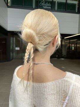 バイオレット 横浜店(Violet) タイトカチモリ風シニヨン(TO-36)