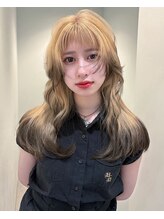 ノラ ウメダ(NORA UMEDA) ミルクティーベージュ顔周りレイヤーロングエンドカラー大阪梅田