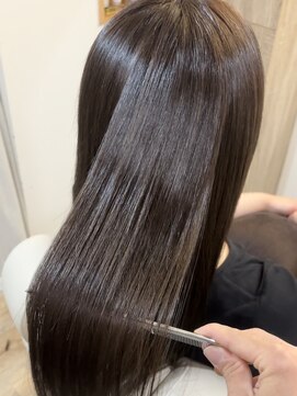 ブリエ(BRiLLER) 髪質改善カラー『グレージュ』