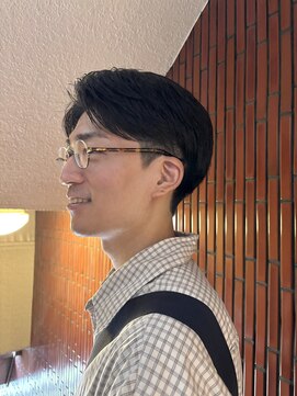 オスマン 御茶ノ水神保町店(Osmann) フェザーパーマグレーブルーカラー刈り上げショートバング