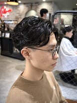 ジ オブスキュア(THE OBSCURE)&nbsp;ニュアンスパーマ×ナチュラルセンターパート