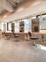 ウミレア 笹塚駅前店(UmiLea)&nbsp;Umilea スタッフ
