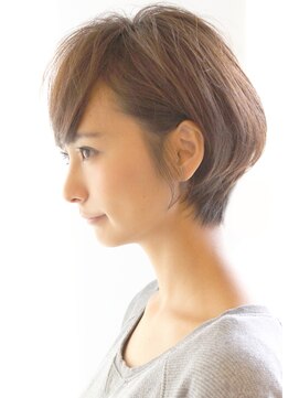 レウナ 外苑前(Reuna) コンパクトにまとまるナチュラルショート
