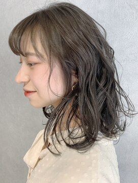 ローウェ 青山 表参道(Louwe) 小顔愛されエアリーミディ☆20代30代40代