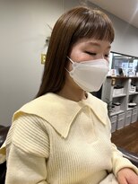 ウィーク 梅田(UiiC)&nbsp;赤みを消した明るめオリーブベージュ【uiic stylist rira】