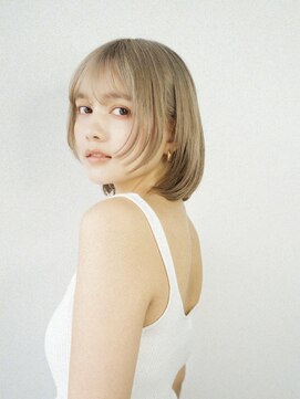 リグフクオカ(L.I.G fukuoka) 20代30代40代大人ハイトーンショートボブ/福岡/天神/大名/赤坂