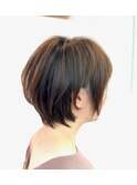ショートヘア×明るめカラーで透明感と小顔スッキリ効果を!!