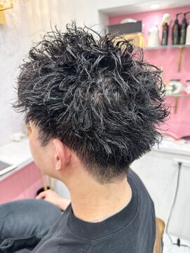 ザトエル 栄(THE TOEL) メンズのツイストパーマ