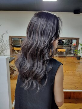 ヘアメイク オレンジトレ(Hair Make ORANGE tre) ロングレイヤー/大人ハイライト