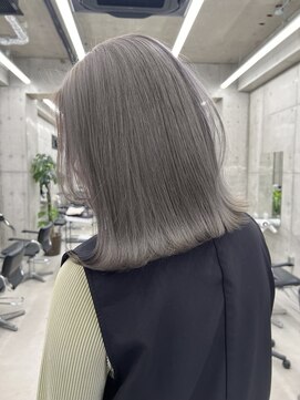 リノート バイ エゴル 名古屋(LINOET by ENGOL) 【LINOET 名古屋】佐藤まいら オリーブグレー