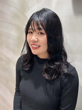 ファンファンバイルー 岐阜(fan fun by Rooo) コテ巻きパーマ岐阜パーマコテ巻き風パーマ